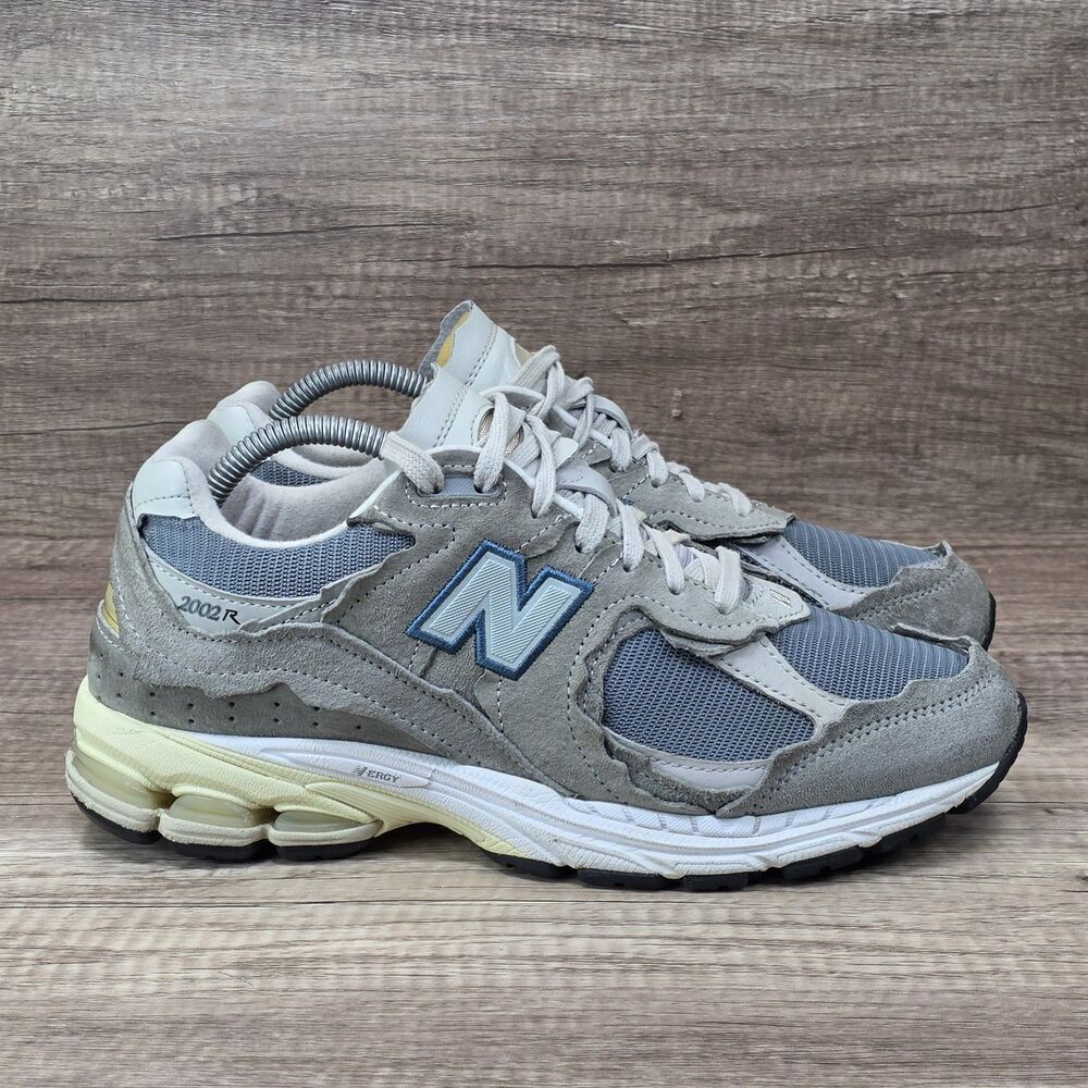 New Balance 2002R Protection Pack Men's Size 8D Mirage Gray Suede Shoes M2002RDD